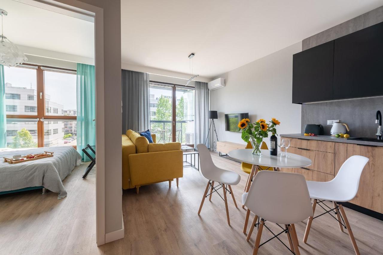 Moduo Serviced Apartments Варшава Екстериор снимка