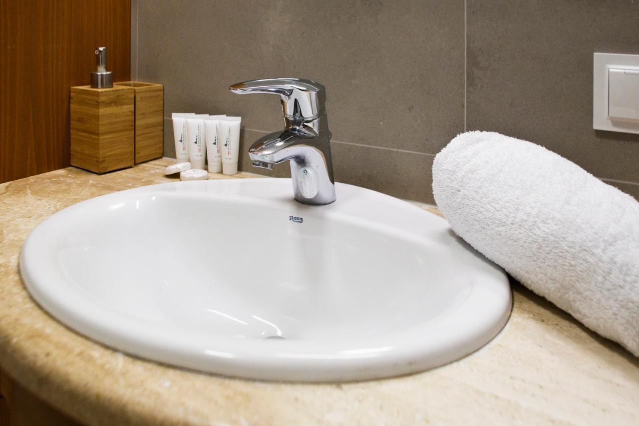 Moduo Serviced Apartments Варшава Екстериор снимка